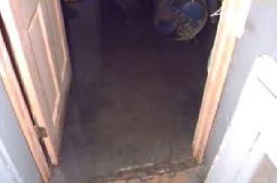 f8229809
