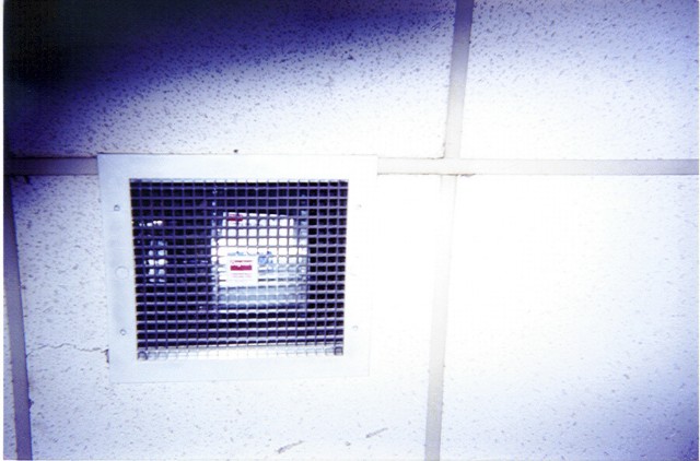 ../Images/041301p012.jpg