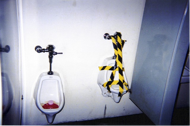../Images/043002p003.jpg