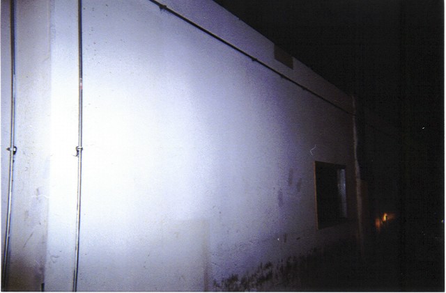 ../Images/043002p005.jpg