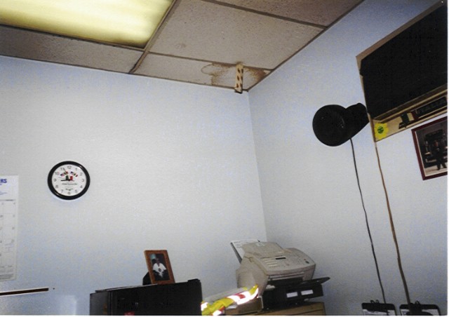 ../Images/undated026.jpg